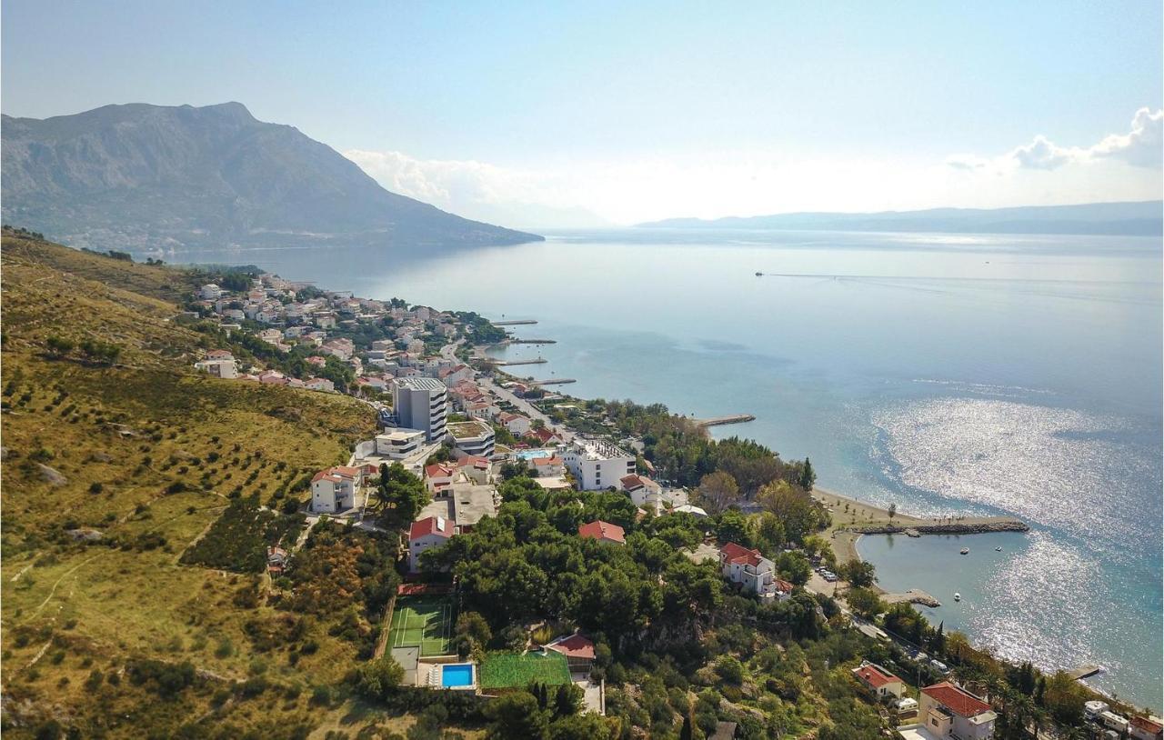 Stunning Apartment In Duce With Wifi Bagian luar foto